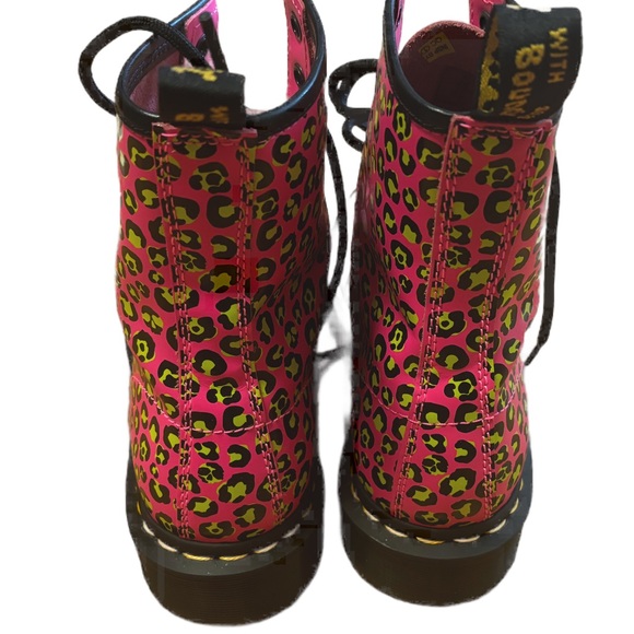 DR. MARTEN Smooth Leather Pink Leopard Lace-up Boots, Size 8, WORN ONCE! - Picture 4 of 9